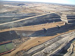 The existing Shell Jackpine oilsands mine. Photo: www.nacg.ca