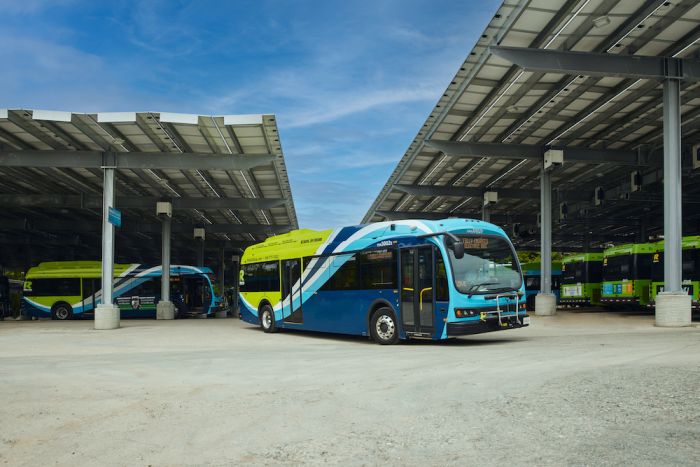 Electric buses with PV modules