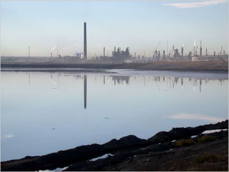 Oilsands operation in Fort McMurray