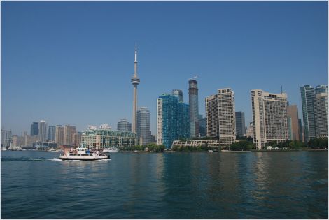 Toronto skyline from harbour