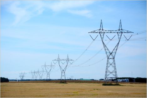 Electricity transmission lines in Alberta