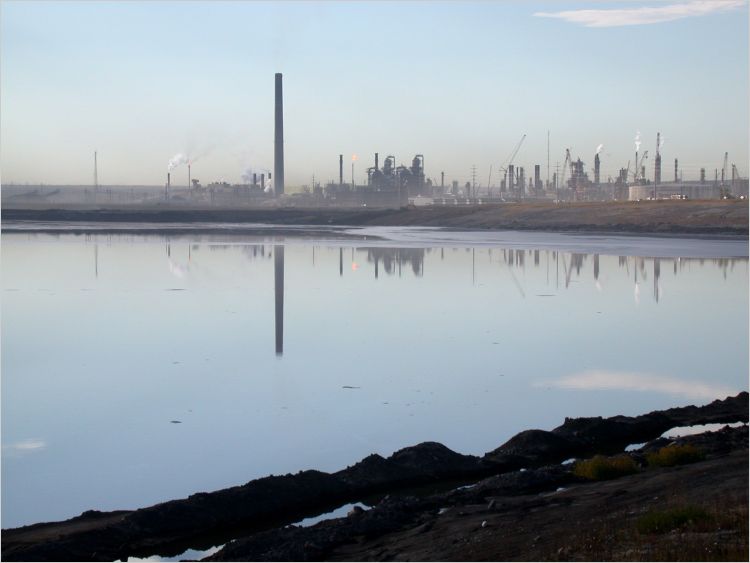 Oilsands operation in Fort McMurray