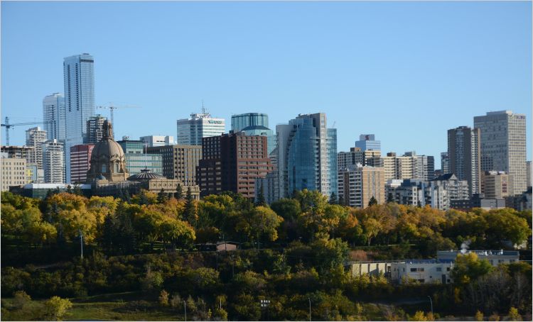 Edmonton skyline with Legislature