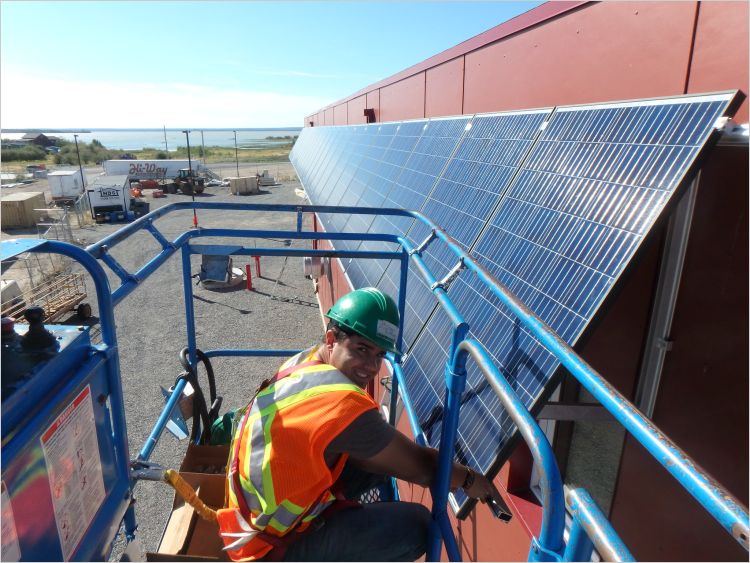 Solar installation in Behchoko, Northwest Territories