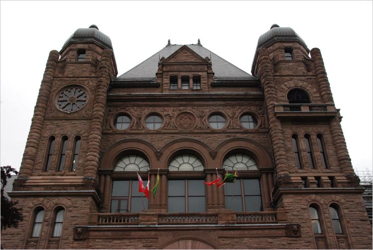 Queen's Park, Toronto