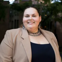 Raylene Mitchell 800 x 800 headshot