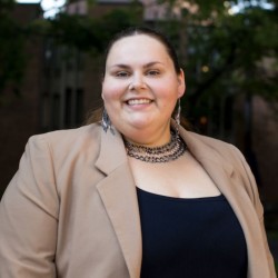 Raylene Mitchell 800 x 800 headshot
